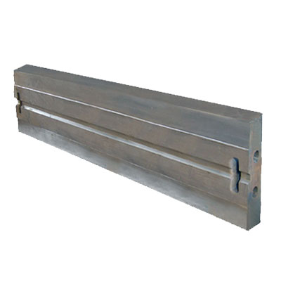 Alloyed superior high manganese steel blow bar