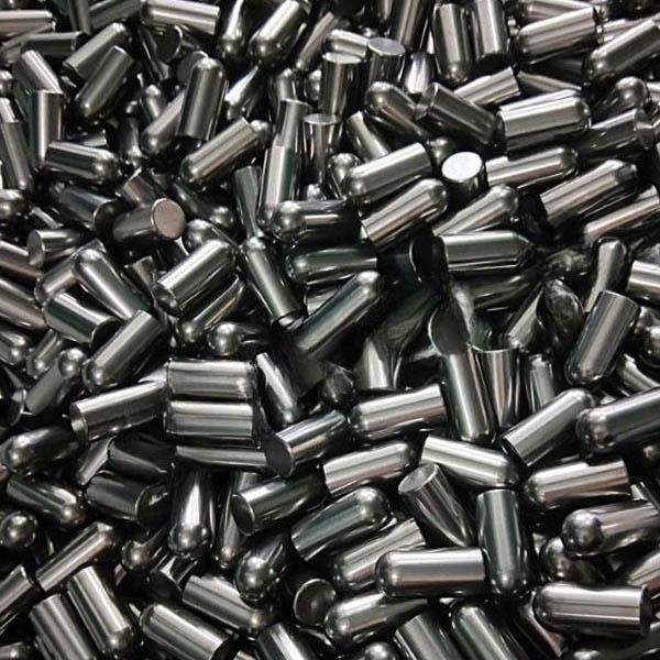 High-chromium cast studs